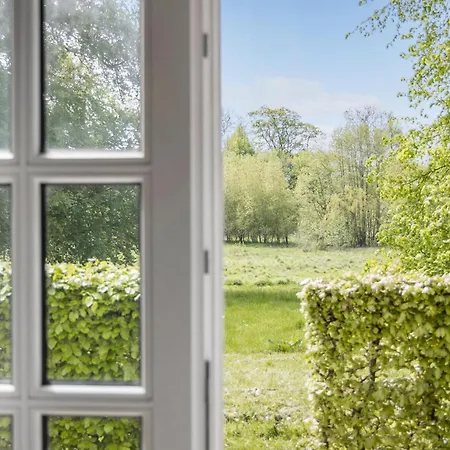 Cozy In With Wifi 펜션 Fåborg